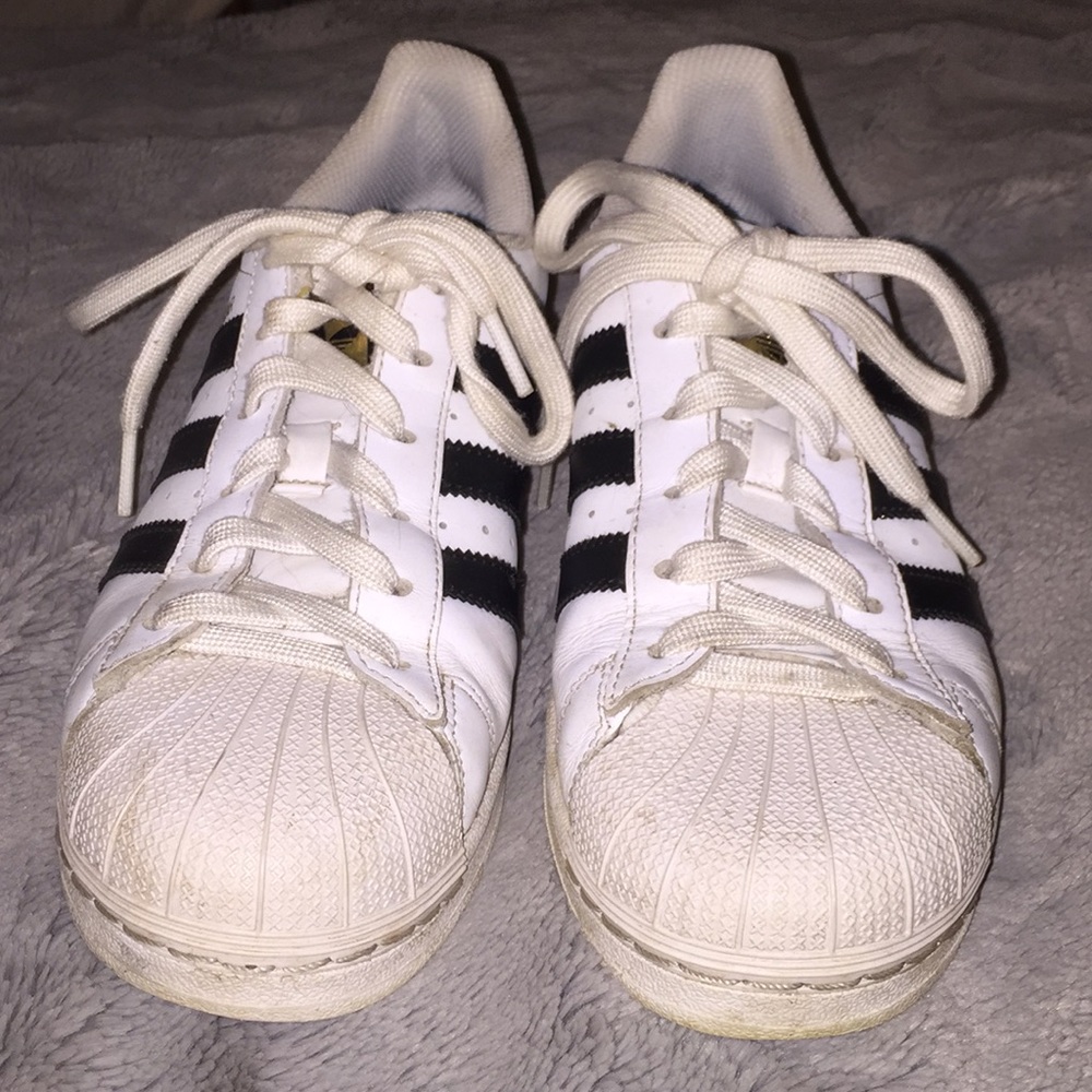 💛Adidas Superstars💛